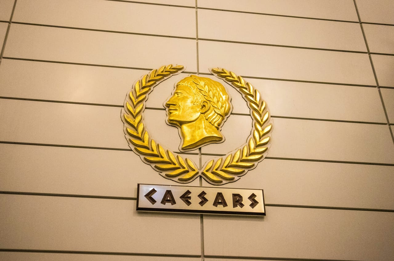 Caesars Rewards Salute Card